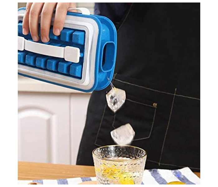 Generic Portable Ice Cube Molds Flask With Lid, Reusable Silicone Leakproof Ice Cube Ball Maker - Blue and White | JPL4018