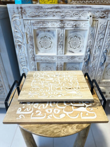 NAQSH GALLERY | Wooden Tray Set With White Arabic Letters | 10000271