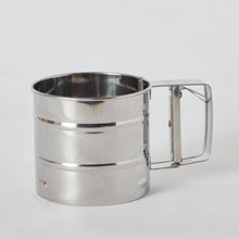 HOMEBOX | Metal Flour Sifter - 9.5 cm | 156821474