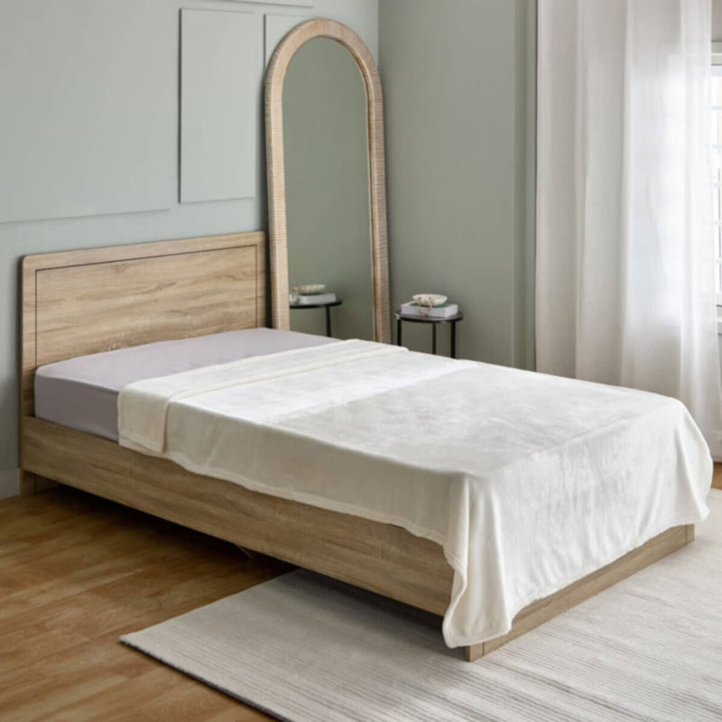 HOMEBOX | Lavish Twin Flannel Blanket | 157647071