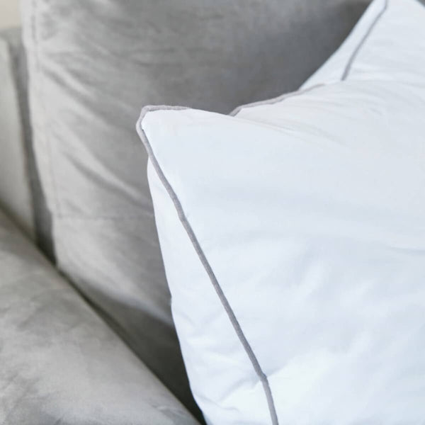 HOMEBOX | Luxury Down Alternative Filled Cushion - 50x50 cm | 162674325