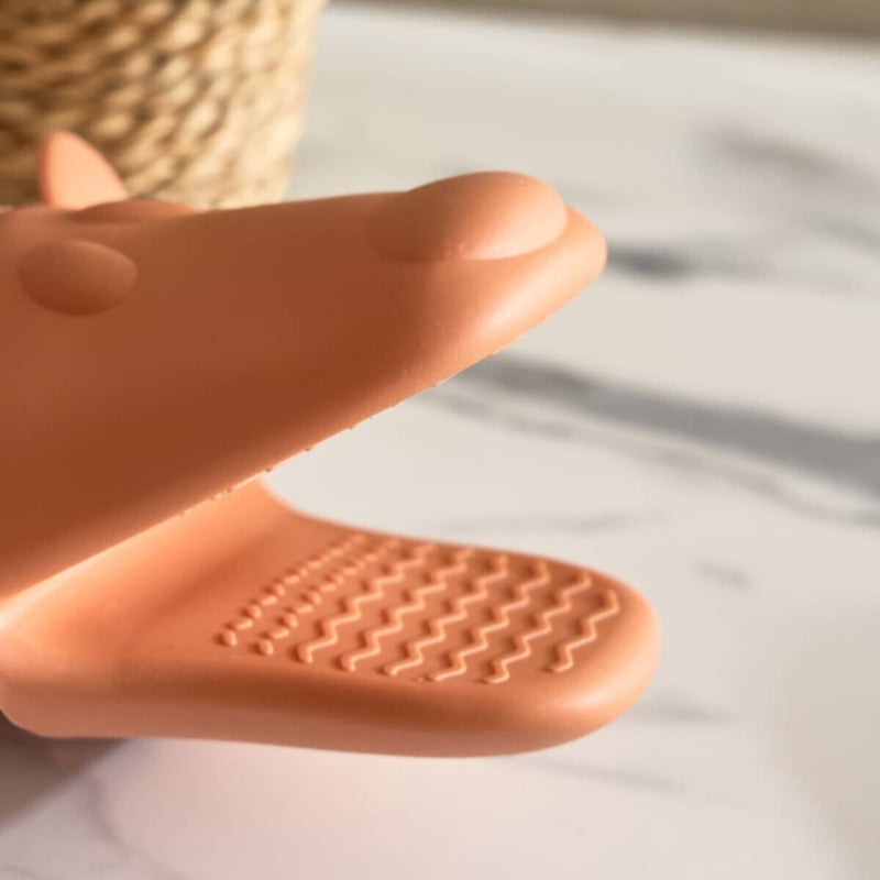 HOMEBOX | Avon Silicone Smart Oven Glove | 162805488