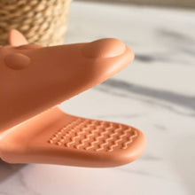 HOMEBOX | Avon Silicone Smart Oven Glove | 162805488