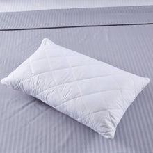 HOMEBOX | Hilton Microfiber Pillow Protector - 50x75 cm | 164323477