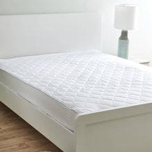 HOMEBOX | Hilton Microfiber Queen Mattress Protector - 150x200 cm | 164323480
