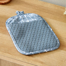 HOMEBOX | Murphy Silicone Potholder - 23x18 cm | 164561575