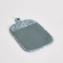 HOMEBOX | Murphy Silicone Potholder - 23x18 cm | 164561575