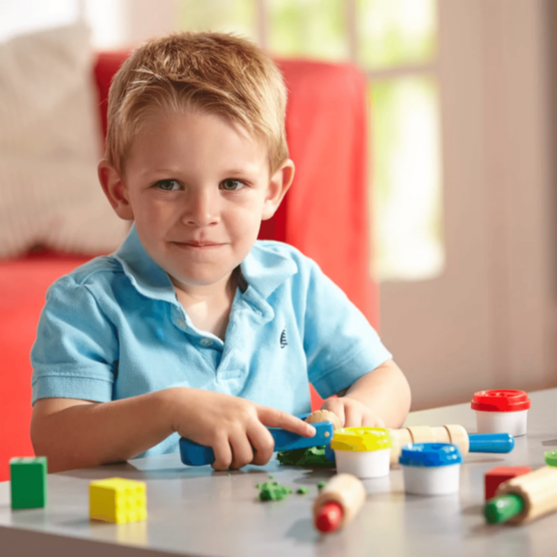MELISSA & DOUG | Created by Me! Shape, Model, & Mold Modeling Dough Kit | 46000165