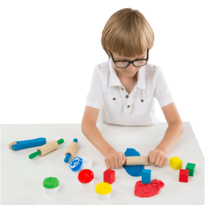 MELISSA & DOUG | Created by Me! Shape, Model, & Mold Modeling Dough Kit | 46000165
