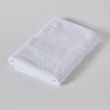 HOMEBOX | Essential Carded Bath Towel - 70x140 cm | 165409192
