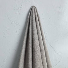 HOMEBOX | Essential Carded Bath Towel - 70x140 cm | 165409196