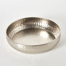 HOMEBOX | Avya Metal Hammered Urli - 30x30x7 cm | 165463709