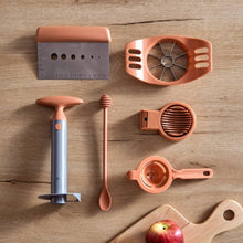 HOMEBOX | Easy Chef Pineapple Peeler | 165822689