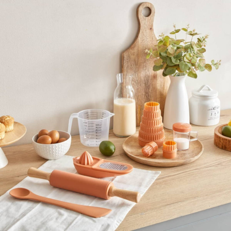 HOMEBOX | Avon 7-Piece Nylon Cookie Cutter Set | 165848723