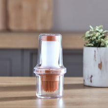 HOMEBOX | Avon Silicone Basting Dispensing Brush - 12.7 cm | 165848729