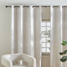 HOMEBOX | Quala 16mm Extendable Single Curtain Rod - 110-320 cm | 165874155