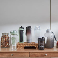 HOMEBOX | Hydra Carry On Bottle - 2.5 L | 165951438