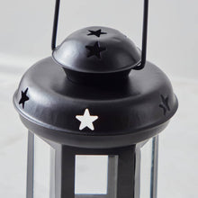 HOMEBOX | Splendid Metal Decorative Lantern - 10x10x14 cm | 166009116