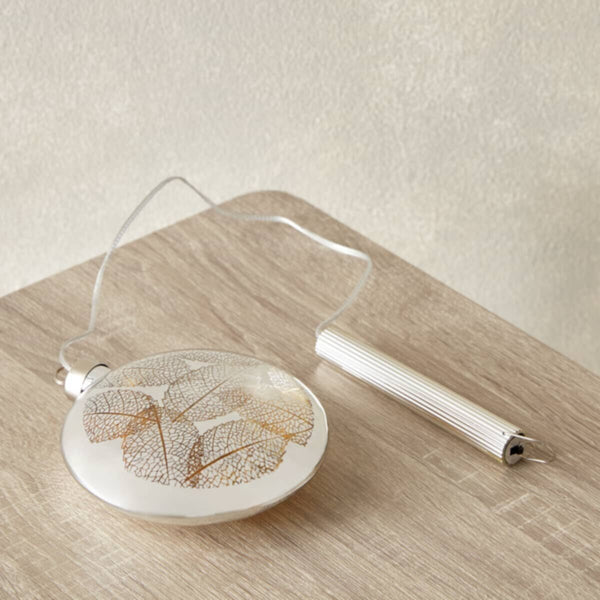 HOMEBOX | Briar Nickle Glass Leaf Cutout LED Accent - 12x4x13 cm | 166028939