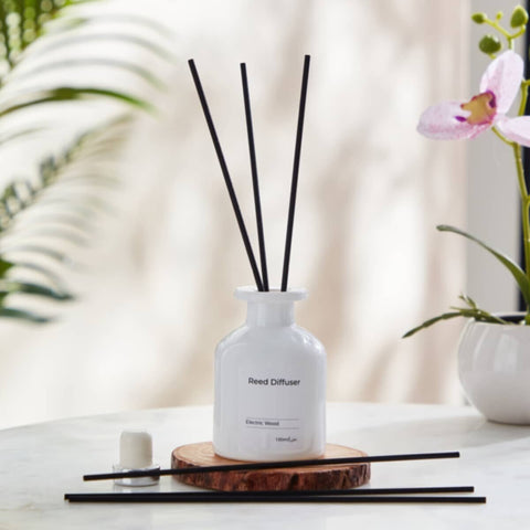 HOMEBOX | Balmy Electric Wood Reed Diffuser - 100 ml | 166070757