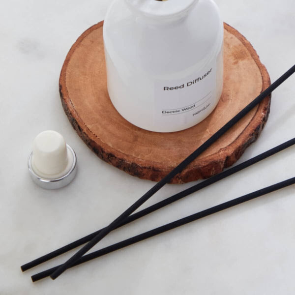 HOMEBOX | Balmy Electric Wood Reed Diffuser - 100 ml | 166070757