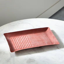 HOMEBOX | Splendid Metal Decorative Tray - 20x20x28 cm | 166090025