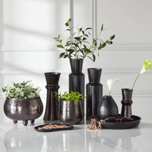 HOMEBOX | Splendid Metal Table Vase - 9x9x26.5 cm | 166090059