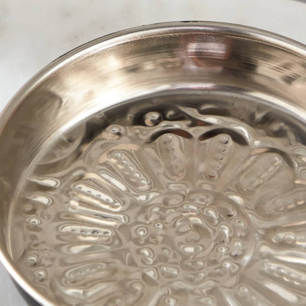 HOMEBOX | Splendid Metal Decorative Plate- 17x17x4 cm | 166090081