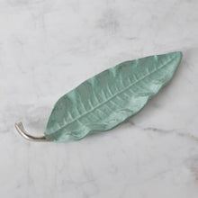 HOMEBOX | Splendid Leaf Shape Decorative Platter - 34x10.5x2 cm | 166090084