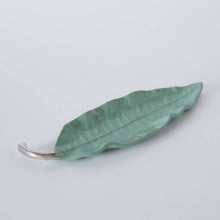 HOMEBOX | Splendid Leaf Shape Decorative Platter - 34x10.5x2 cm | 166090084