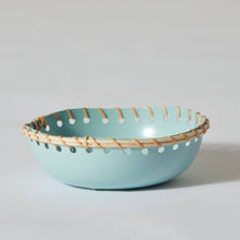 HOMEBOX | Splendid Metal Decorative Bowl with Cane - 16x16x5.5 cm | 166090107