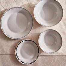 HOMEBOX | Bristol Snow 20-Piece Dinner Set | 166110675