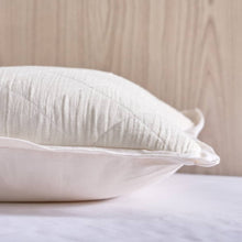 HOMEBOX | Flutterby Blossom Cotton Quilted Filled Cushion - 40x40 cm | 166212973