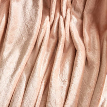 HOMEBOX | Lavish Diamond Embossed Throw - 130x180 cm | 166235457