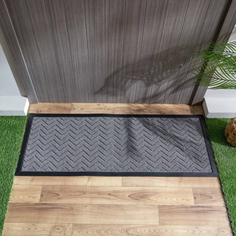 HOMEBOX | Chevron Anti-Skid Polypropylene Doormat - 45x120 cm | 166497914