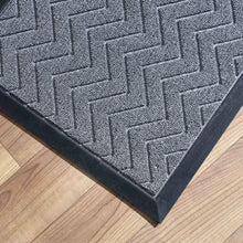 HOMEBOX | Chevron Anti-Skid Polypropylene Doormat - 45x120 cm | 166497914