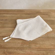 HOMEBOX | Harper Alim Jacquard Table Runner - 33x120 cm | 166593356