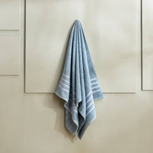 HOMEBOX | Snoopy Kids Carded Bath Towel - 65x130 cm | 166740296