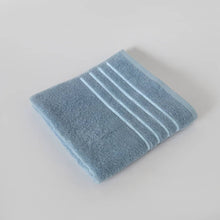 HOMEBOX | Snoopy Kids Carded Bath Towel - 65x130 cm | 166740296