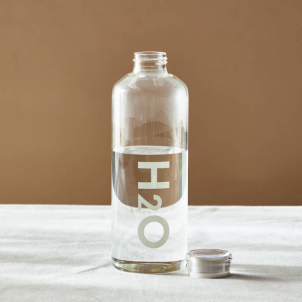 HOMEBOX | Orchid Borosilicate Glass Bottle - 1 L | 166912931