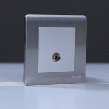 MILANO | 20A Flux Outlet Sl | 210100300303