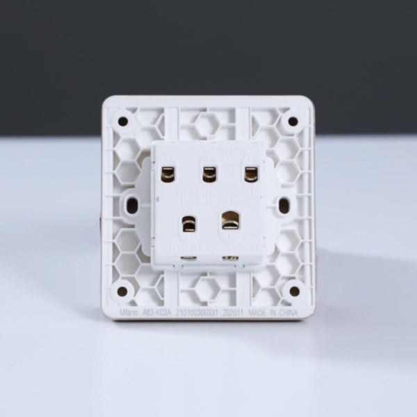 MILANO | 10A 3 Gang 1 Way Switch Gd Ps | 210100300331