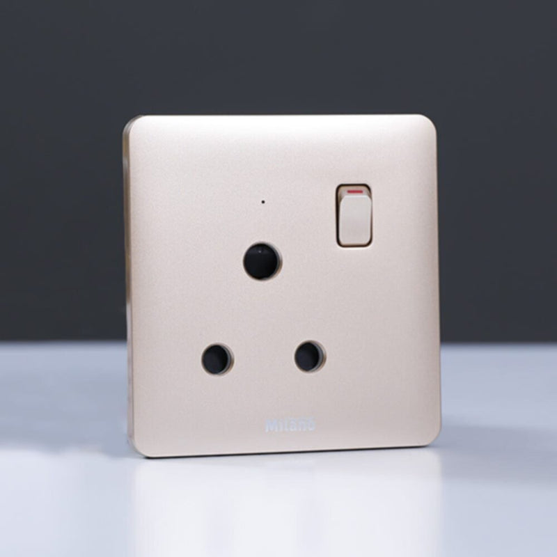 MILANO | 15A 3 Round Pin Switched Socket Gd Ps | 210100300343