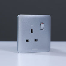 MILANO | 13A Single Switched Socket With Led Indicat-Silver | 210100300371