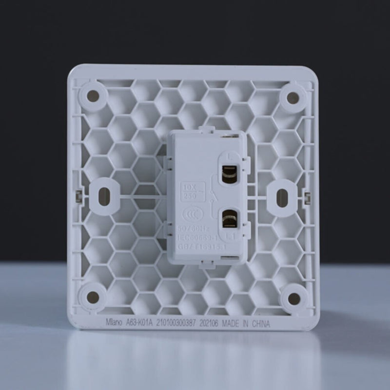 MILANO | 10A 1 Gang 1 Way Switch Wh Ps | 210100300387