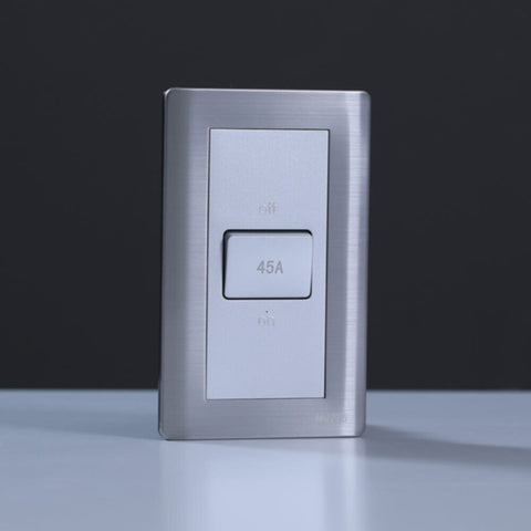 MILANO | 45A Dp Switch With Neon (3X6) Sl | 210100300413