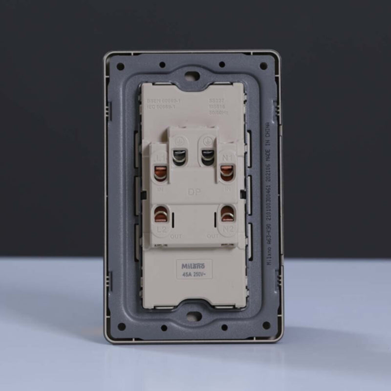 MILANO | 45A Dp Switch 6X3Mblk Ps | 210100300461