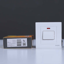 MILANO | 20A Dp With Neon -White | 210800300004