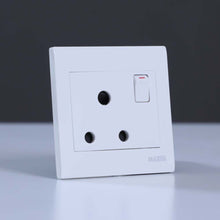 MILANO | 15A Switched SocketMpw | 210800600011