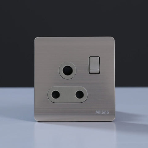 MILANO | 15A Switched Socket Gd | 210800600012
